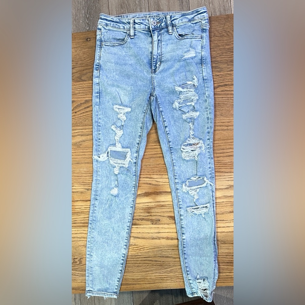 American Eagle Outfitters Ripped Light Blue Super Hi-Rise Jegging Size 8